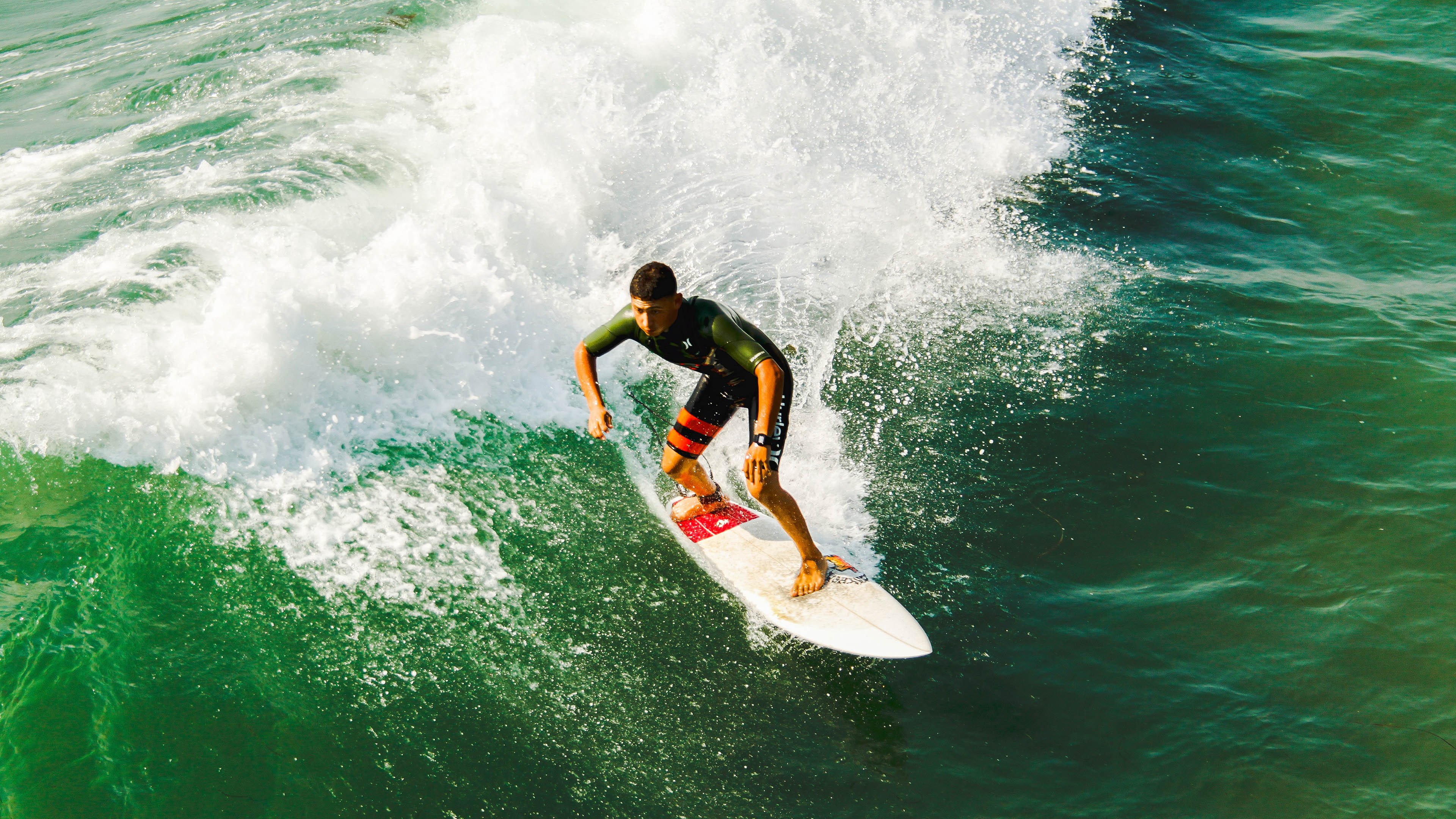 西甲战术革新引领潮流,比赛精彩瞬间频繁出现,西甲经典比赛